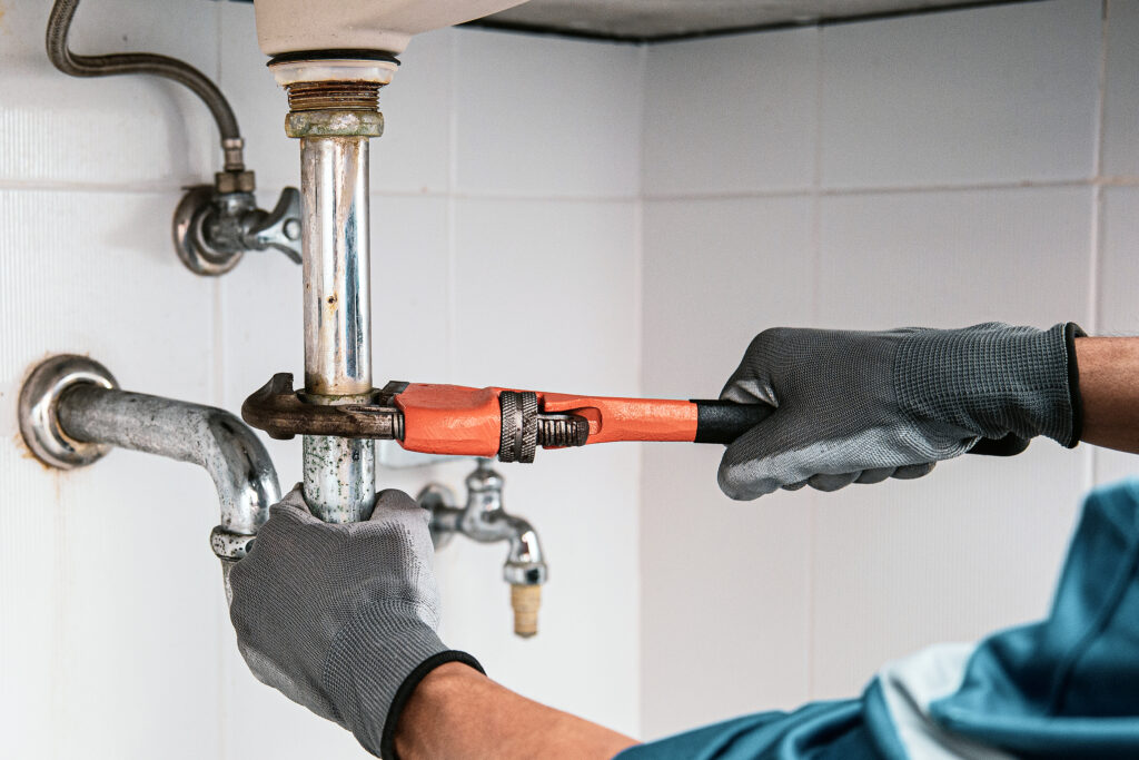 Leak Detection in Indialantic